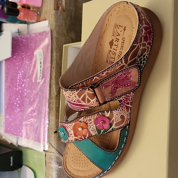 L'artiste Sandals - Picture 4 of 7